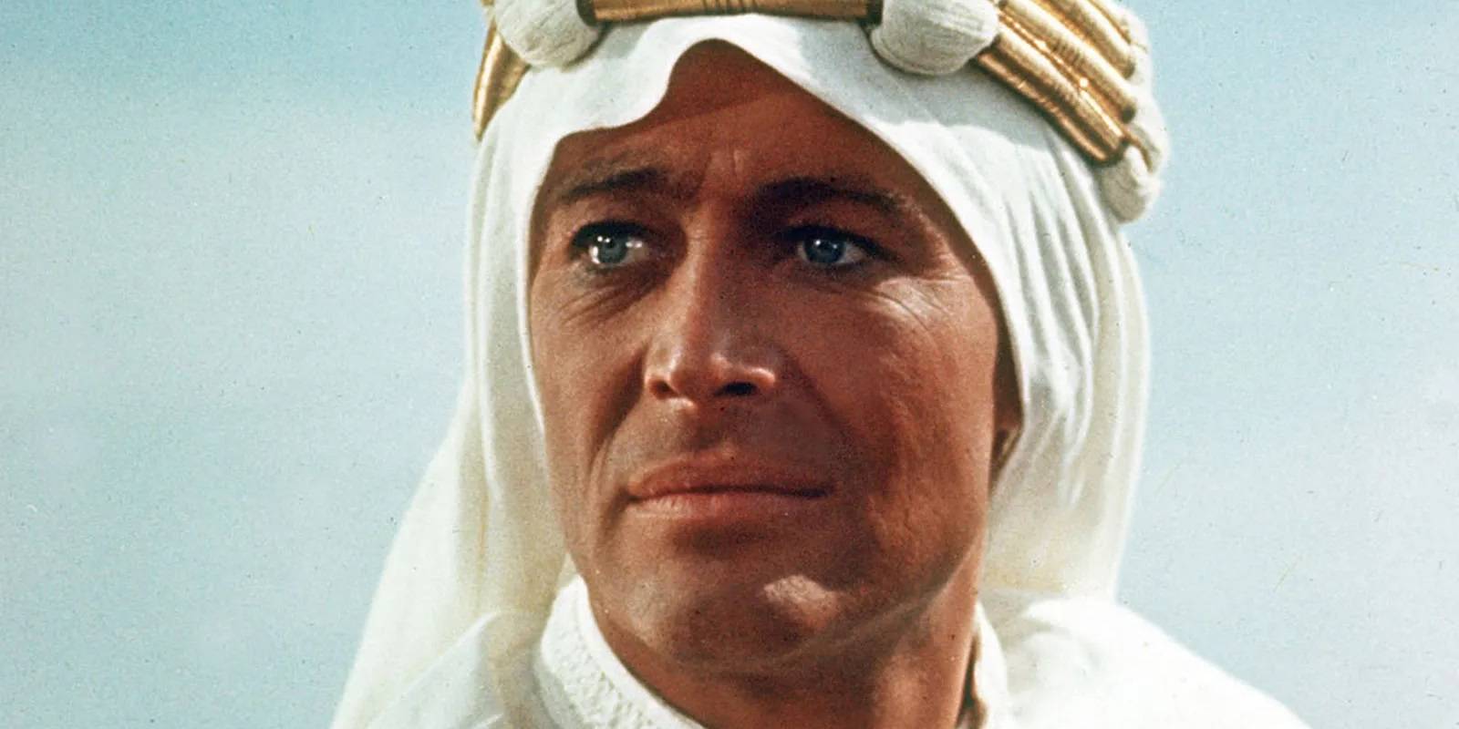 peter_o-toole_dressed_in_white_in_lawrence_of_arabia.jpg