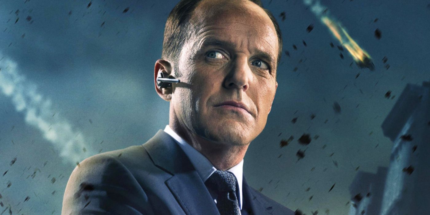 phil-coulson-in-avengers-poster.jpg