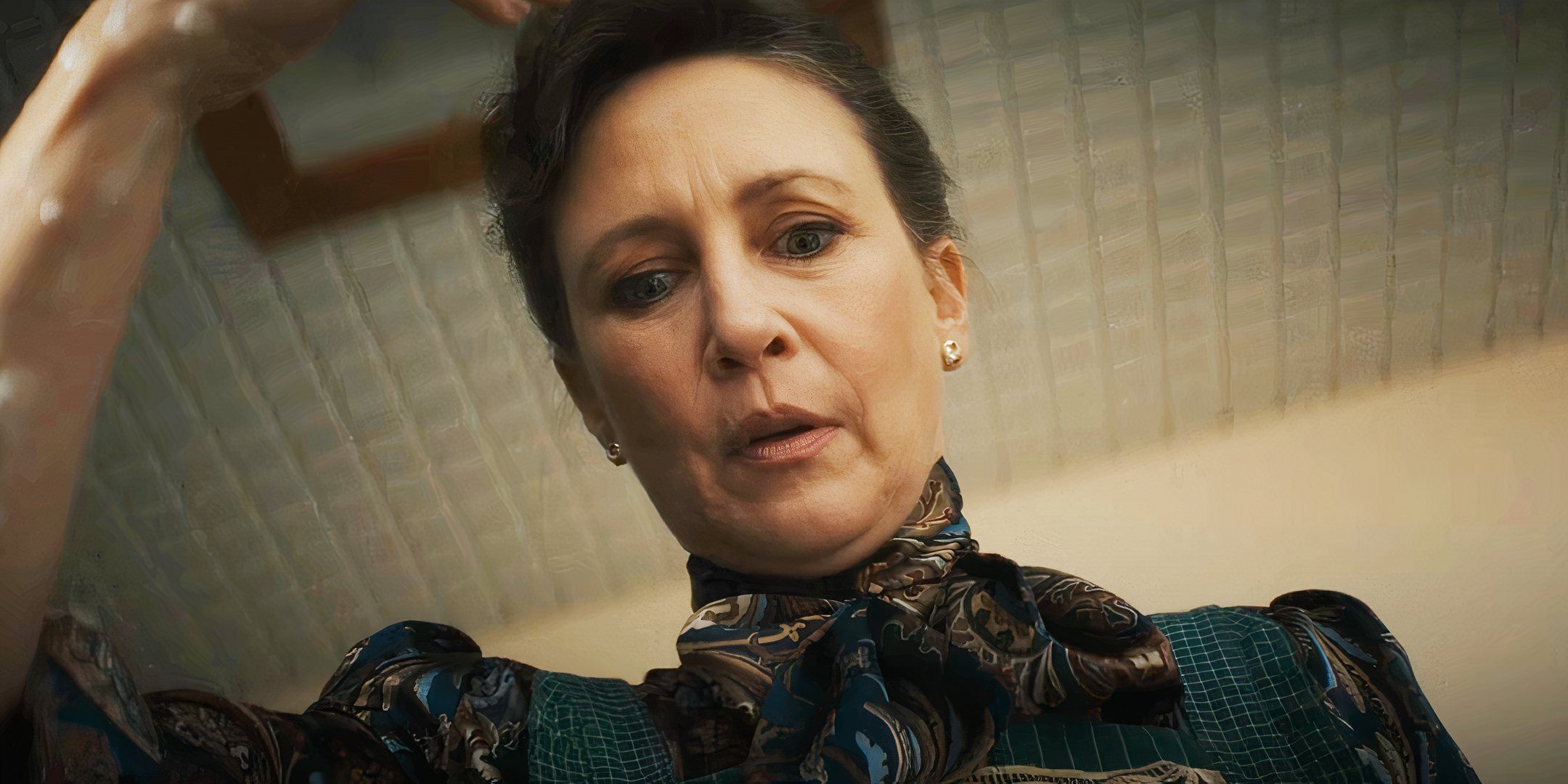 vera-farmiga-as-lorraine-warren-in-the-conjuring_-last-rites.jpg