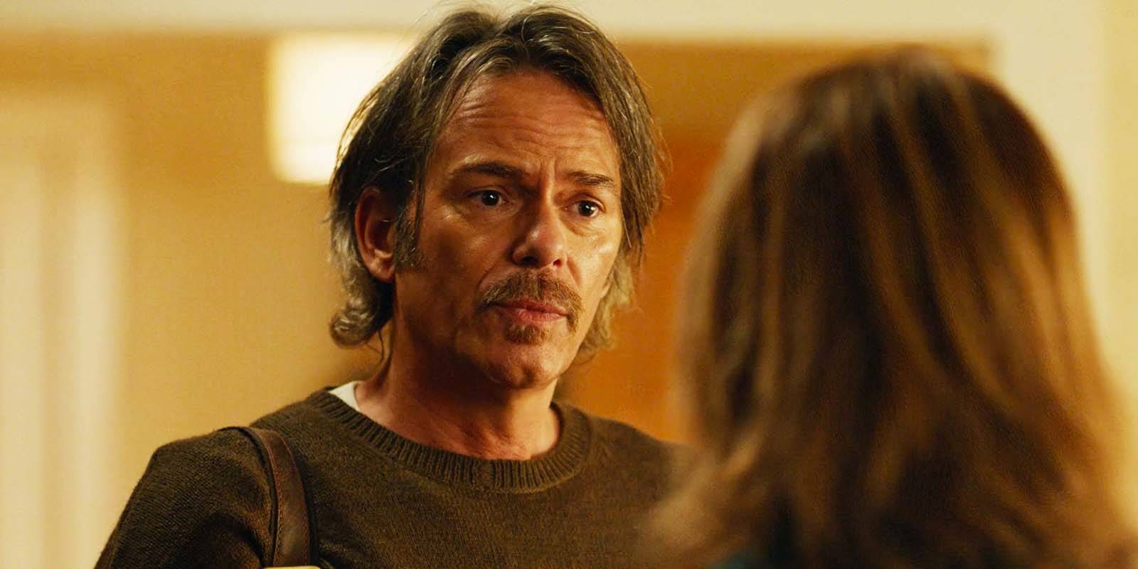 billy-burke-as-vince-leone-in-fire-country-season-3-episode-10-1.jpg