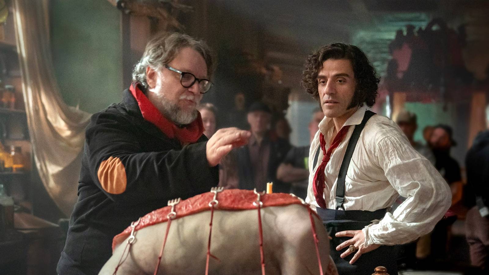 guillermo-del-toro-and-oscar-isaac-filming-frankenstein.jpg