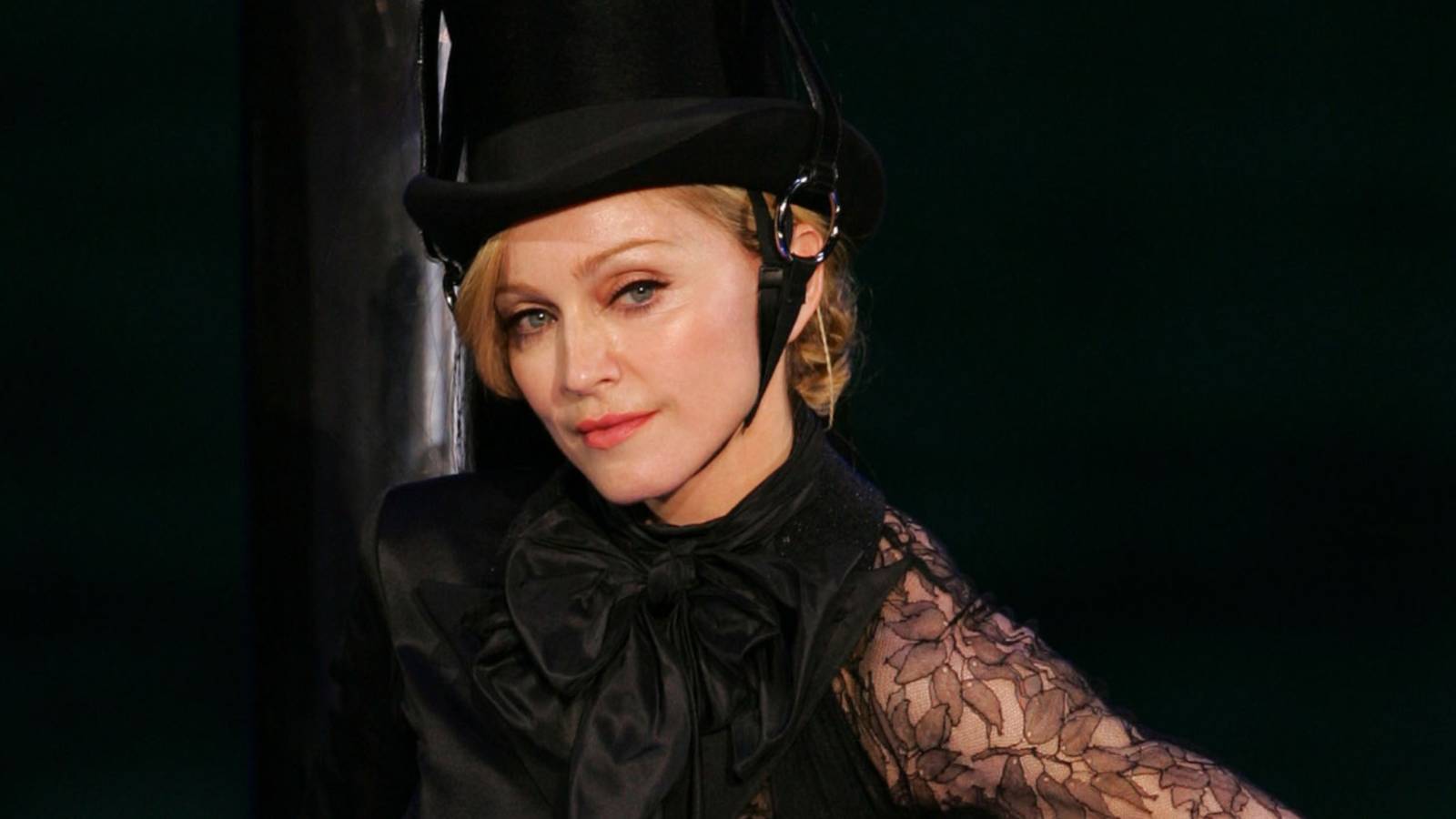 A Night of Shocking Revelations and Unforgettable Performances