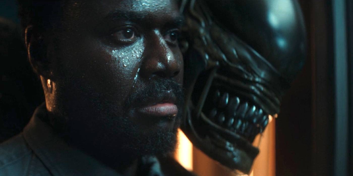 morrow-with-the-xenomorph-looming-over-his-shoulder-in-alien-earth-episode-2.jpg
