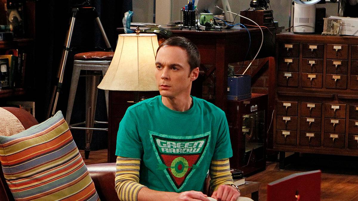 How Leonard's Perspective Explains The Show's Inconsistencies sheldon-cooper-big-bang-theory-jim-parsons-in-spot-looking-confused.jpg