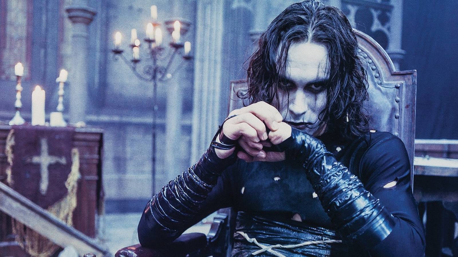 10 Superhero Movie Classics That Defined the Genre the-crow-brandon-lee-1994-1.jpg