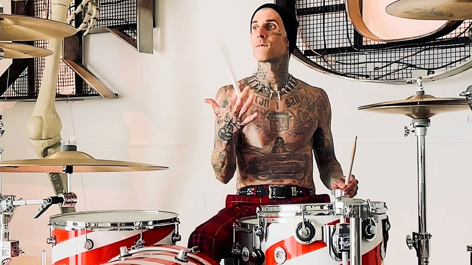 travis-barker-1-1.jpg