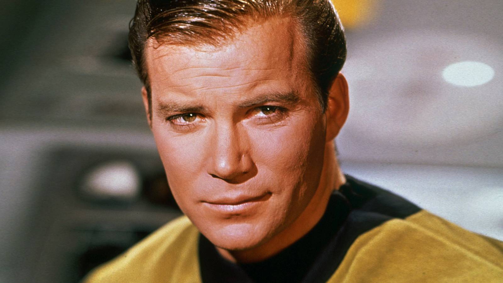 william-shatner-as-captain-kirk-in-star-trek.jpg