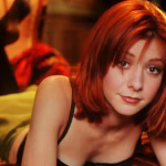 alyson-hannigan-posing-as-willow-rosenberg-in-a-promo-shot-for-buffy-the-vampire-slayer.jpg