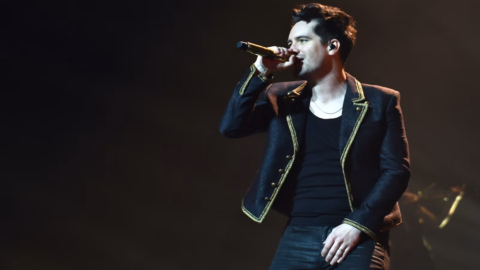 10 Underrated Early 2000s Rock Songs You Need to Hear