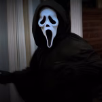 scott-foley-as-roman-bridger-in-the-ghostface-mask-in-scream-3.jpg