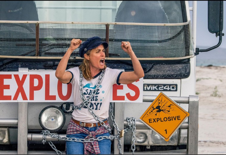 video-section-banner-image